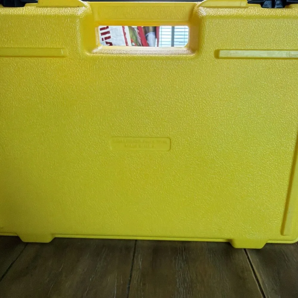 Vintage 1983 Fisher Price Construx Building Set Carry Case w Parts USA Made
